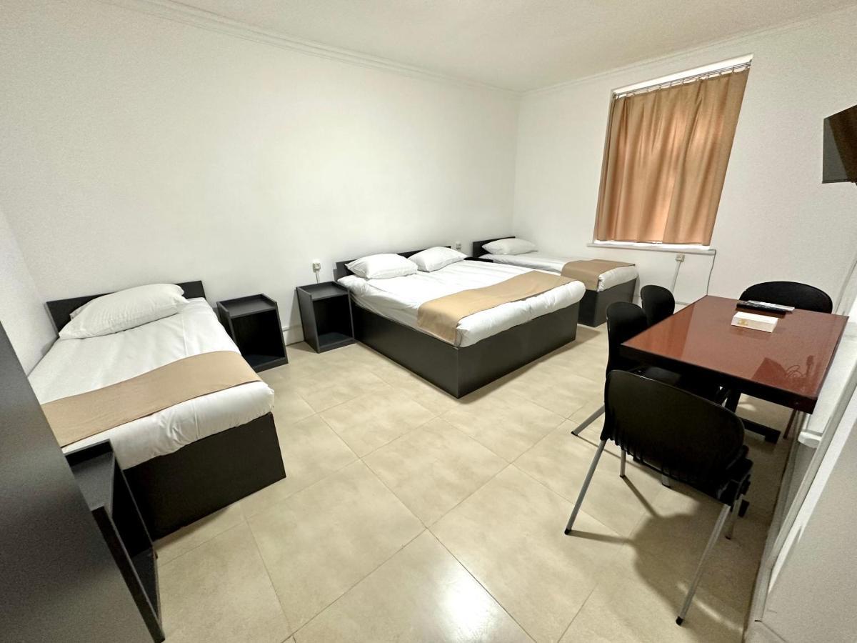 Family Appartments On Buzand Street Yerevan Bagian luar foto
